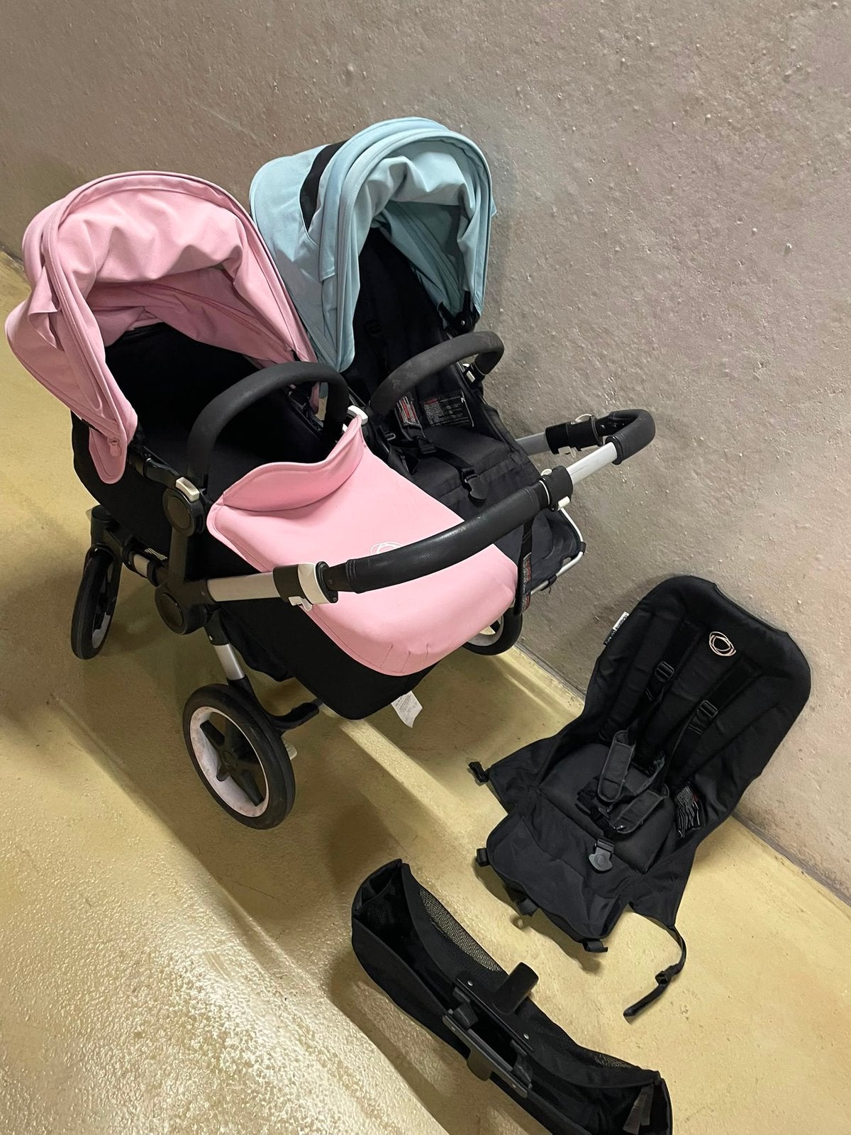 Bugaboo donkey 2-3 duo, Kinderen en Baby's, Kinderwagens en Combinaties, Support@bugaboo.com, Gebruikt, Bugaboo, Ophalen of Verzenden