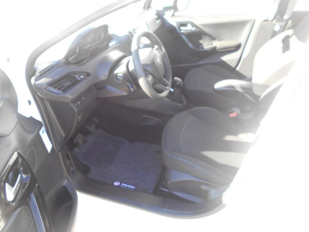 Peugeot 208 1.2 PureTech Blue Lease Active, 83 pk, Euro 6, 1199 cc, Wit