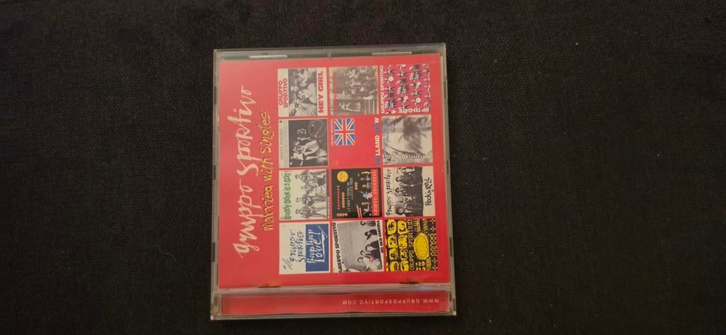 Gruppo Sportivo - "Married with Singles" CD, Cd's en Dvd's, Ophalen of Verzenden, Zo goed als nieuw