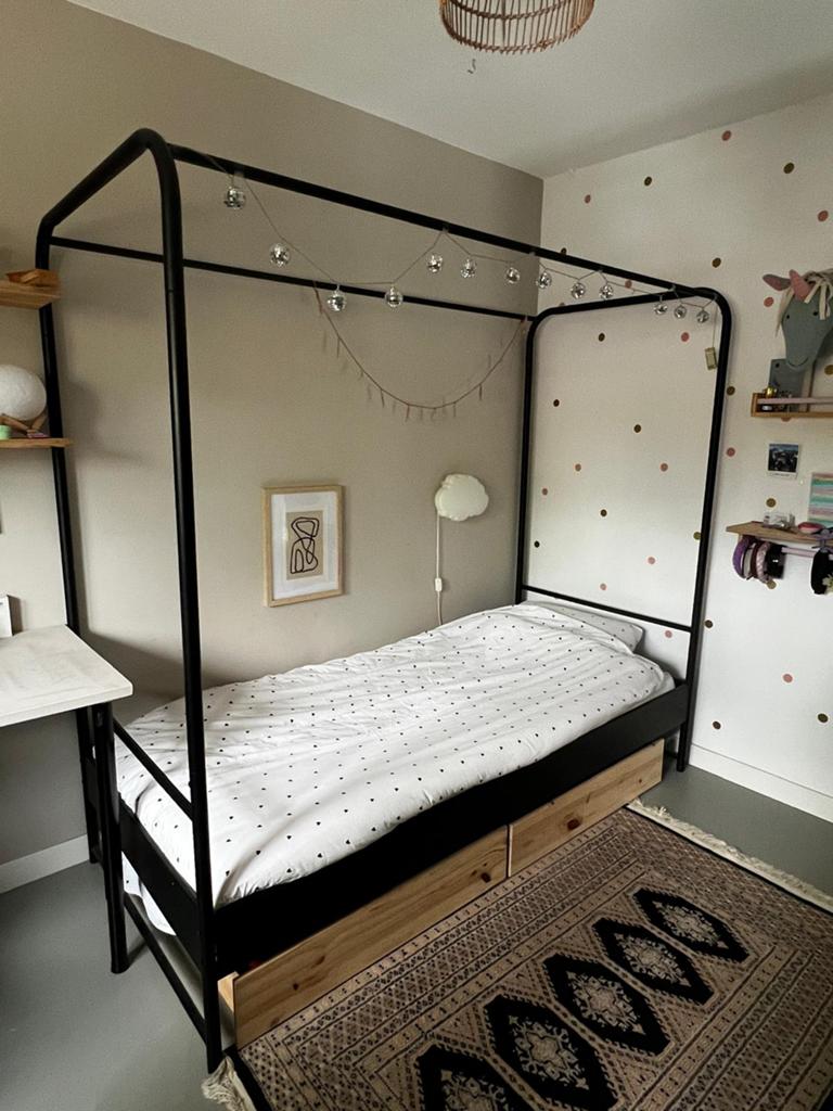 Leuk hemelbed 90x200cm VT Wonen Bunk - topstaat!, Ophalen, 85 tot 100 cm, Zo goed als nieuw, Matras
