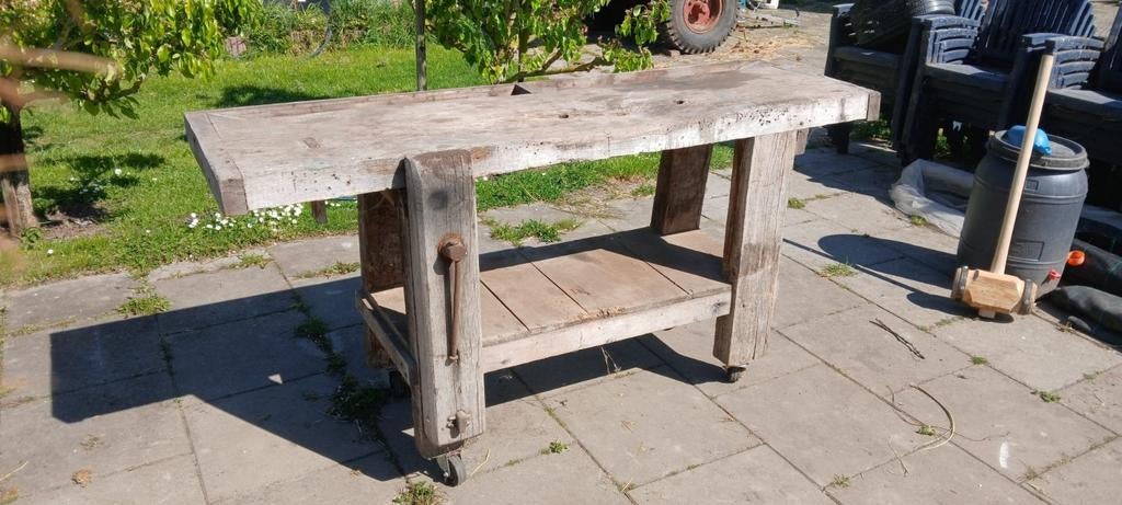 Antieke werkbank met bankschroef en wielen, Ophalen, Gebruikt, 170 cm of meer, Bankschroef