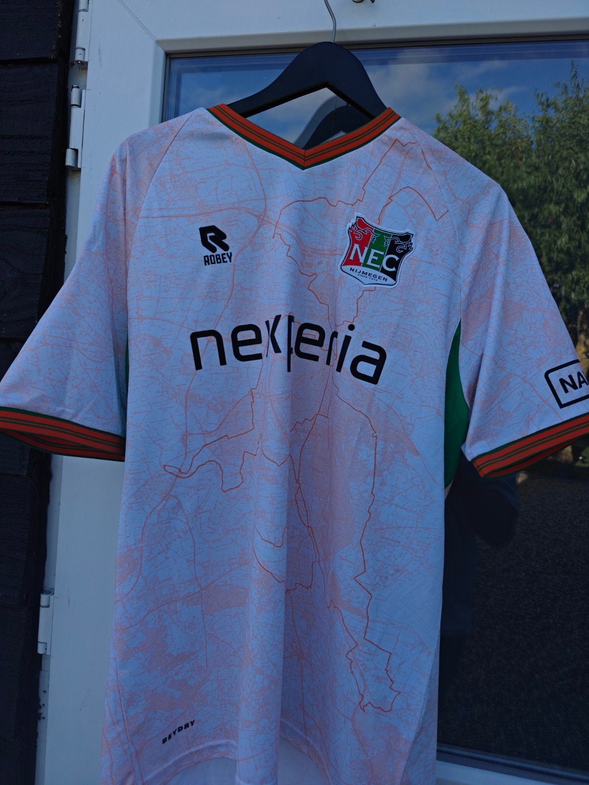 NEC Nijmegen X Vierdaagse shirt Uniek maat XL, Maat XL, Ophalen of Verzenden, Zo goed als nieuw, Shirt