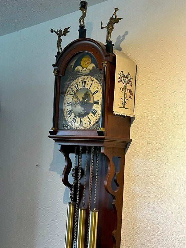 Antieke Friese Staartklok, Ophalen