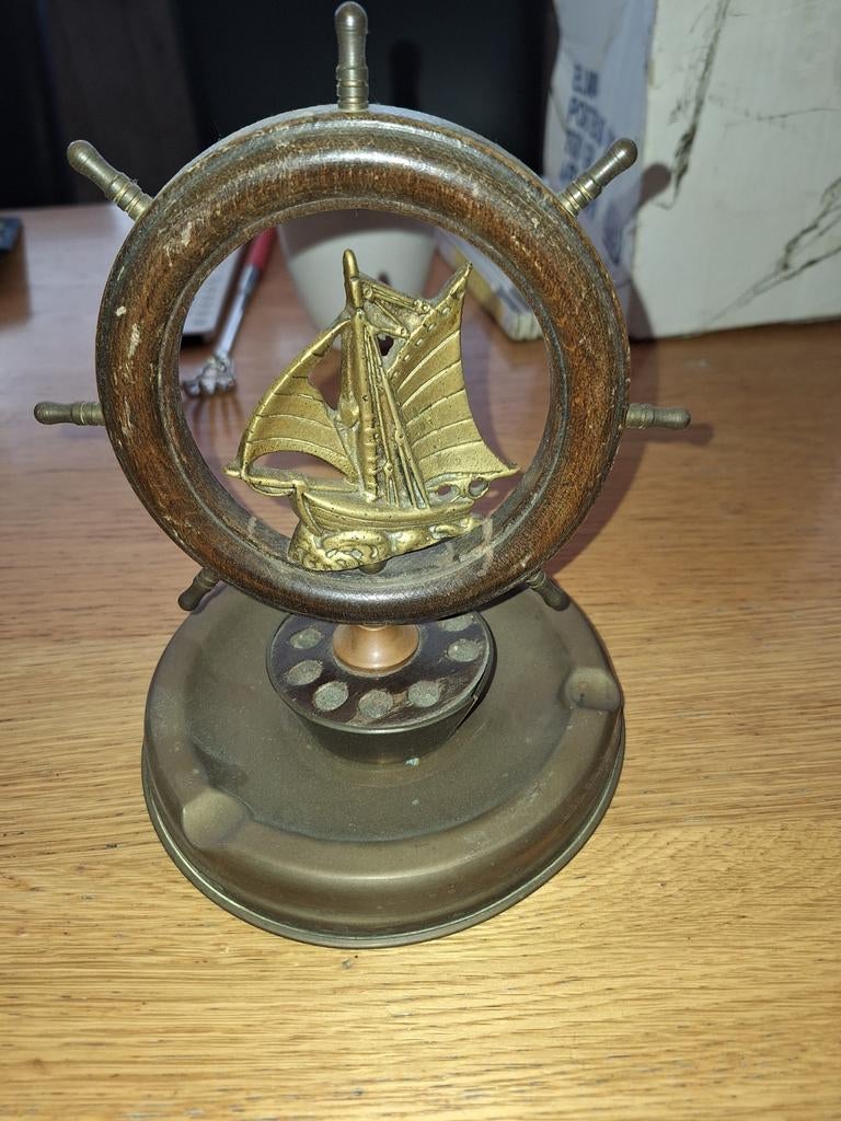Vintage asbak met scheepsroer en sigarettenhouder, Ophalen of Verzenden