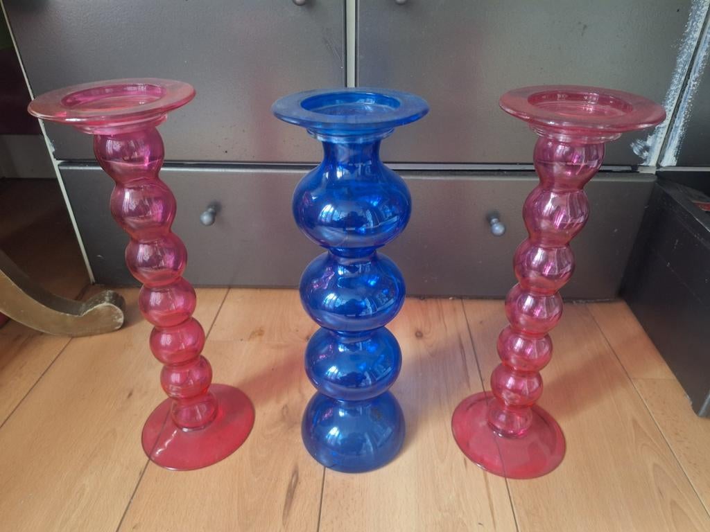 Set van 3 glazen kandelaars: roze en blauw anne nilsson, Overige materialen, Overige kleuren, 25 tot 50 cm, Ophalen of Verzenden