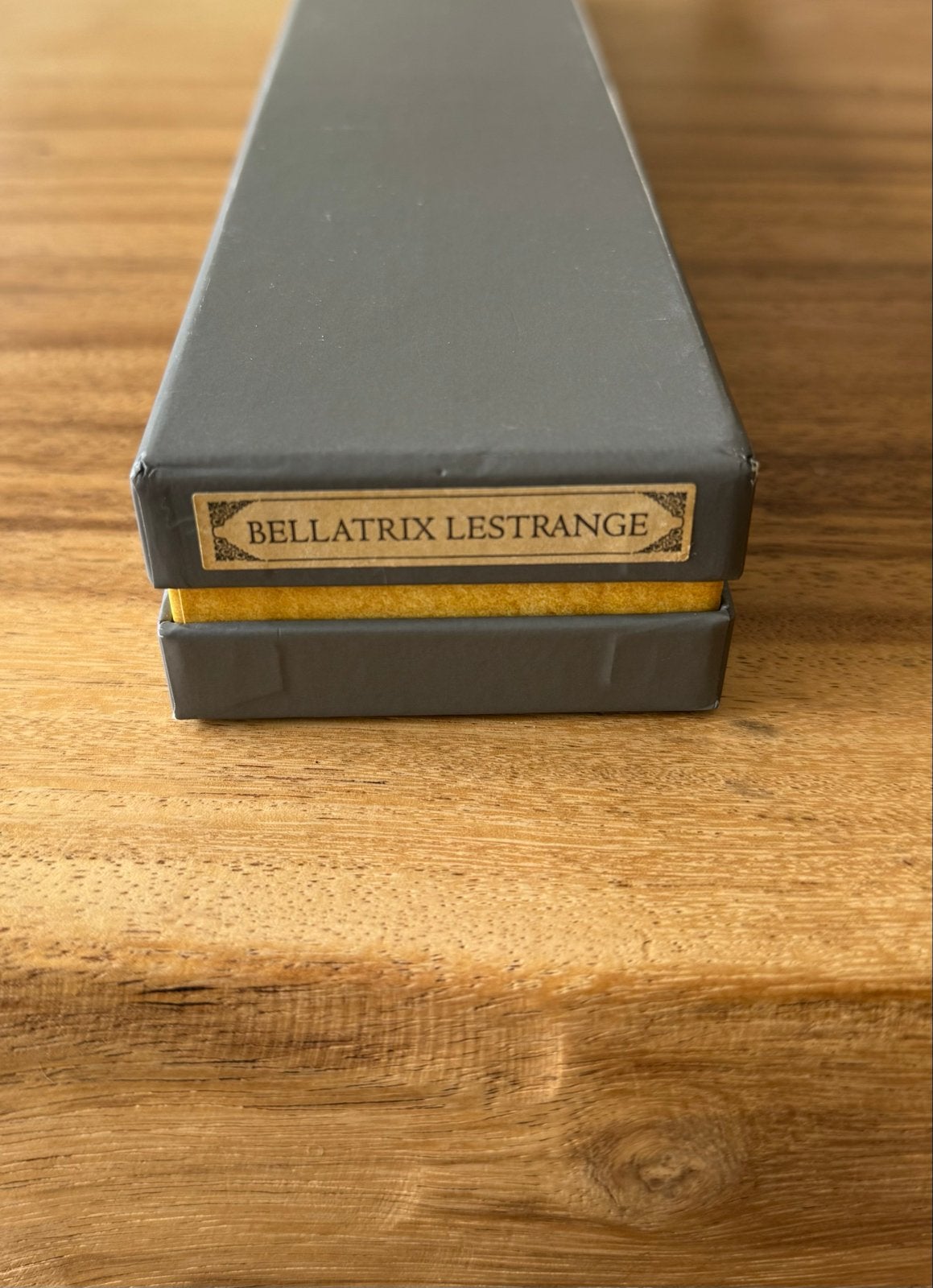 Toverstok Bellatrix Lestrange UIT LONDON WB - Harry Potter, Ophalen of Verzenden, Zo goed als nieuw