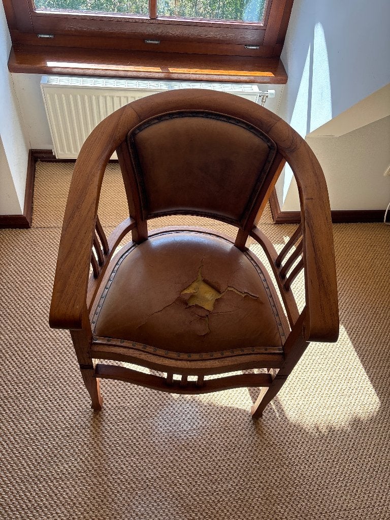 Oude stoel ( bureau ), Huis en Inrichting, Bureaustoelen, Ophalen, Gebruikt, Bruin