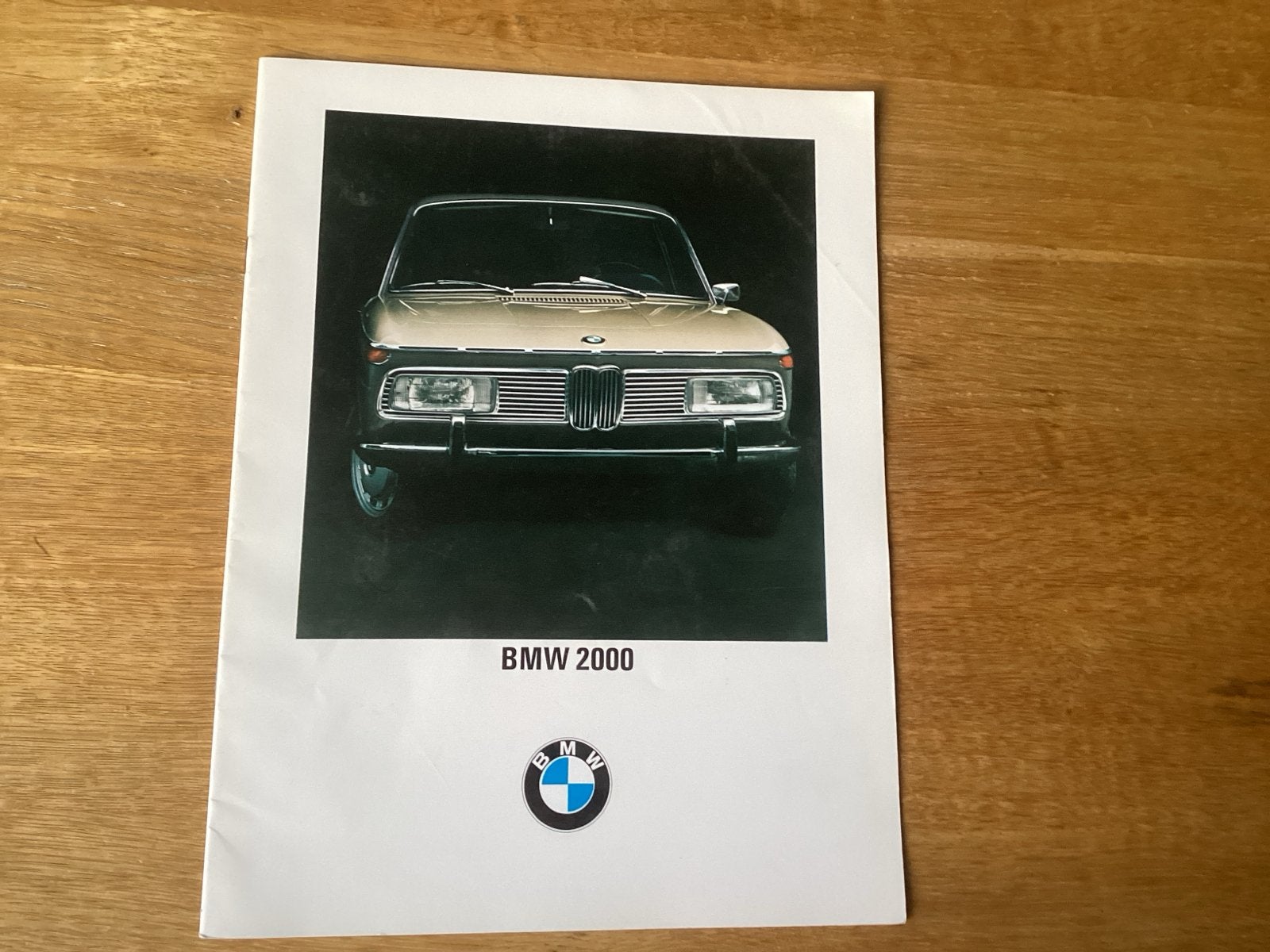 BMW 2000 Brochure - Origineel uit de jaren '60, Ophalen of Verzenden, Gelezen, BMW