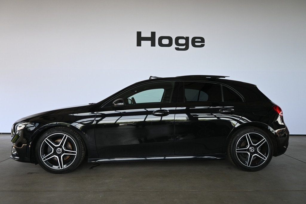 Mercedes-Benz A-Klasse 180 Premium Plus Automaat Panormadak, 136 pk, Gebruikt, 4 cilinders, Met garantie (alle)