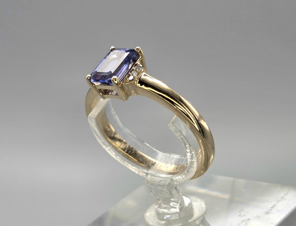 Gouden Vintage ring edelsteen tanzaniet en diamant. 2026/284, Sieraden, Tassen en Uiterlijk, Ringen, ., Paars, Ophalen of Verzenden