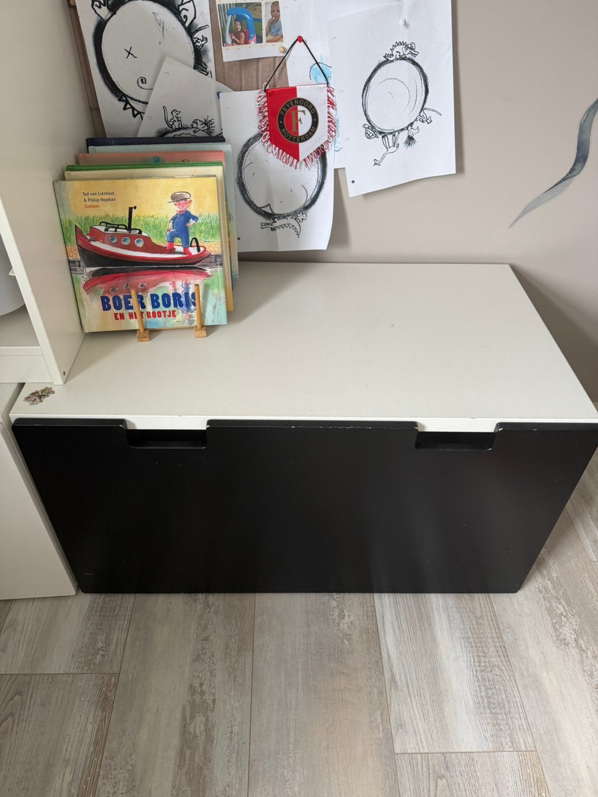Ikea stuva tafeltje met speelgoedlade, Ophalen, Gebruikt, 50 tot 100 cm, Minder dan 50 cm