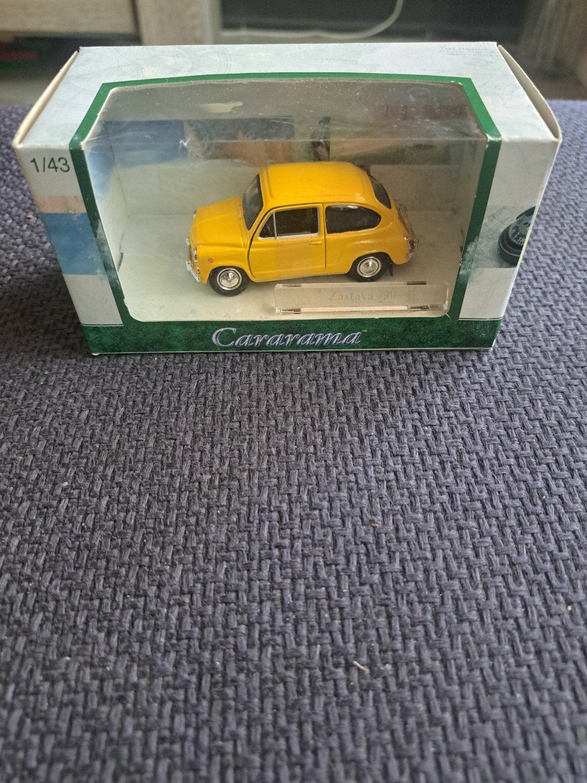 hongwell model zastava 750, Hobby en Vrije tijd, Modelauto's | 1:43, Overige merken, Gebruikt, Auto, Ophalen of Verzenden