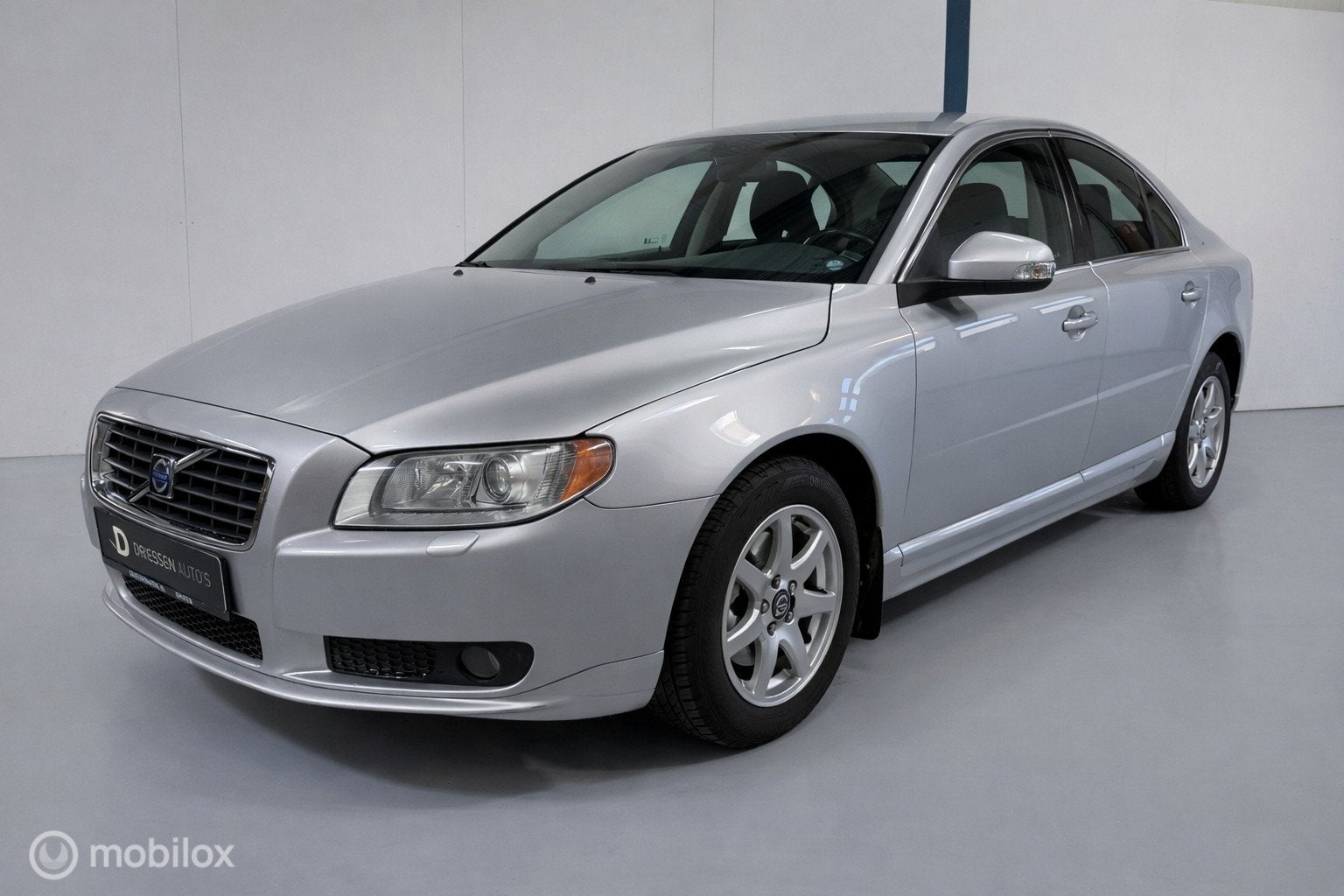 Volvo S80 2.5 T Momentum AUTOMAAT, 1512 kg, 2521 cc, 10 km/l, Bedrijf