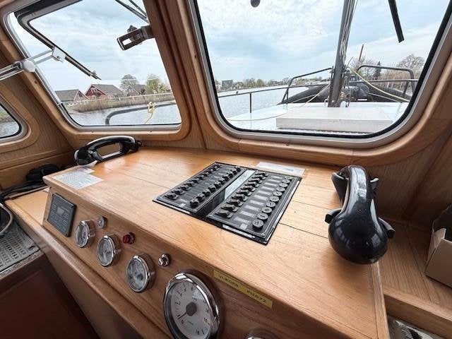 Sailor RT2048 marifoon hoornhouder, Watersport en Boten, Sailor, Ophalen of Verzenden, Radio, Urk