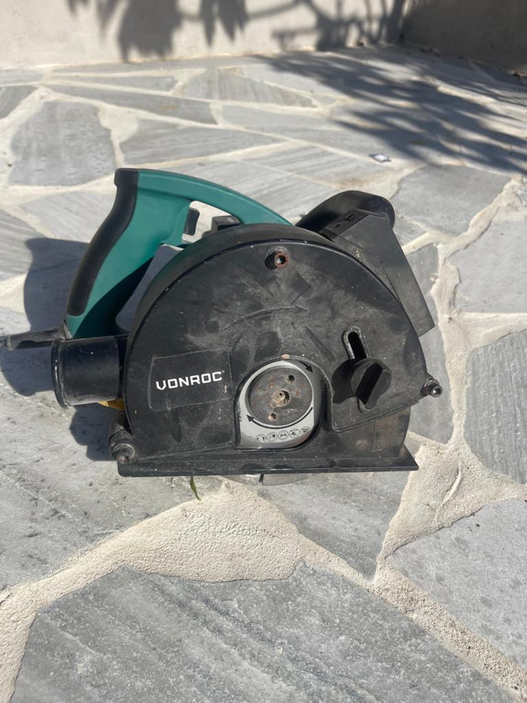 Vonroc Muurfrees - Gebruikt, Doe-het-zelf en Verbouw, Ophalen, Gebruikt, 70 mm of meer, Overige typen