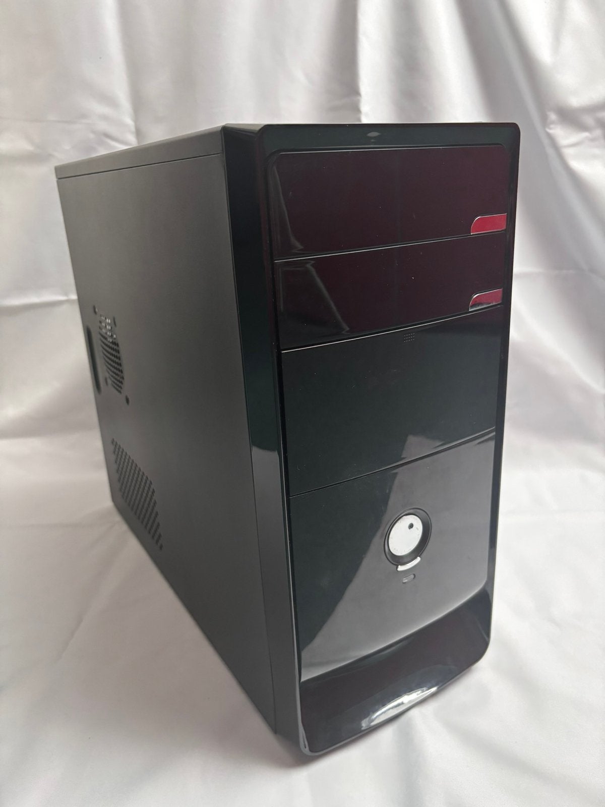 Nette Gaming PC, Computers en Software, Desktop Pc's, Zo goed als nieuw, 3 tot 4 Ghz, SSD, 16 GB, Met videokaart, Gaming, Ophalen