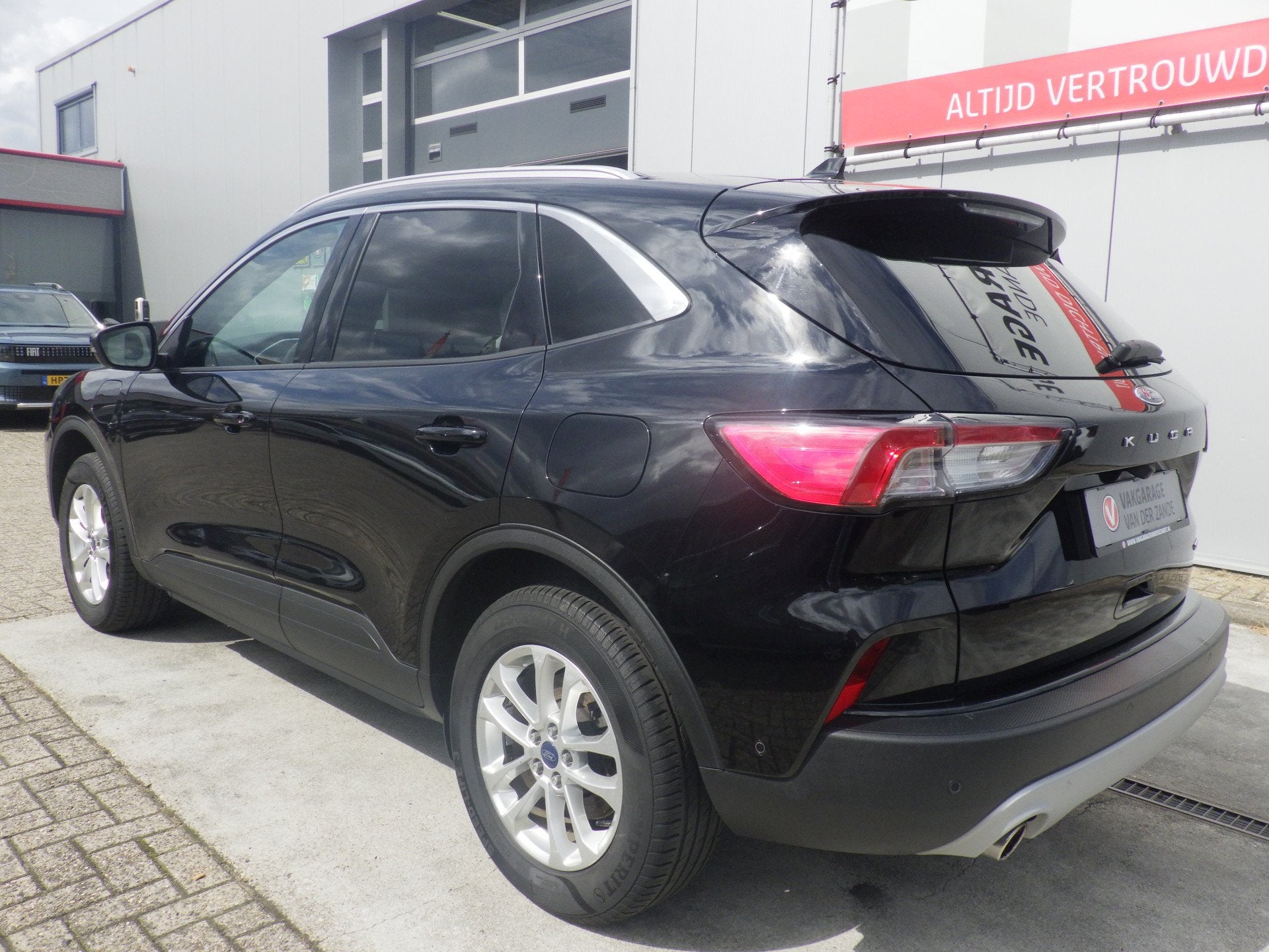 Ford Kuga 2.5 PHEV AUT Plug-In Hybride Titanium, Camera, Cru, Auto's, Ford, Stof, Gebruikt, Zwart, 4 cilinders