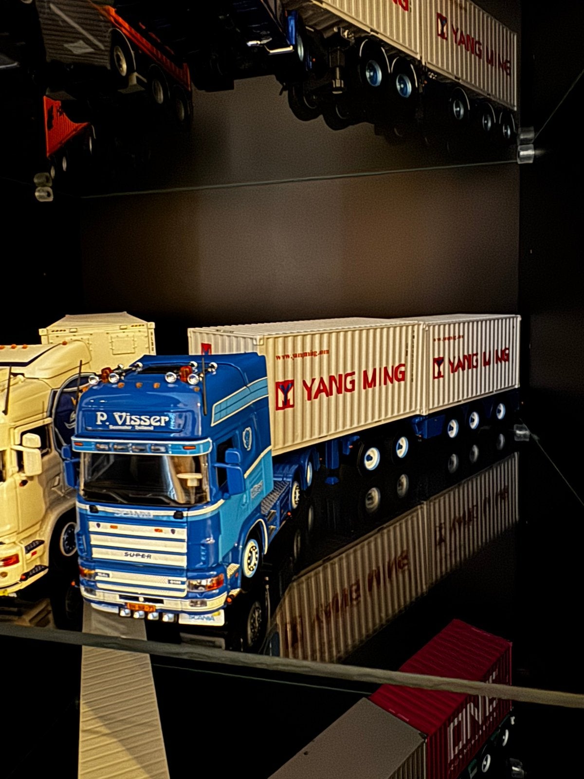 Tekno P. Visser, Ophalen, Nieuw, Bus of Vrachtwagen, Tekno