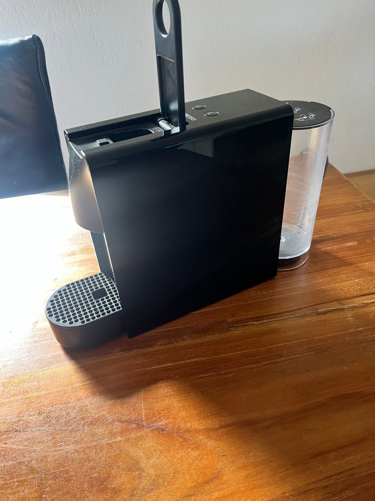 Nespresso Essenza Mini C30 Koffiemachine - Zwart, Witgoed en Apparatuur, Gebruikt, Espresso apparaat, Ophalen of Verzenden, 1 kopje