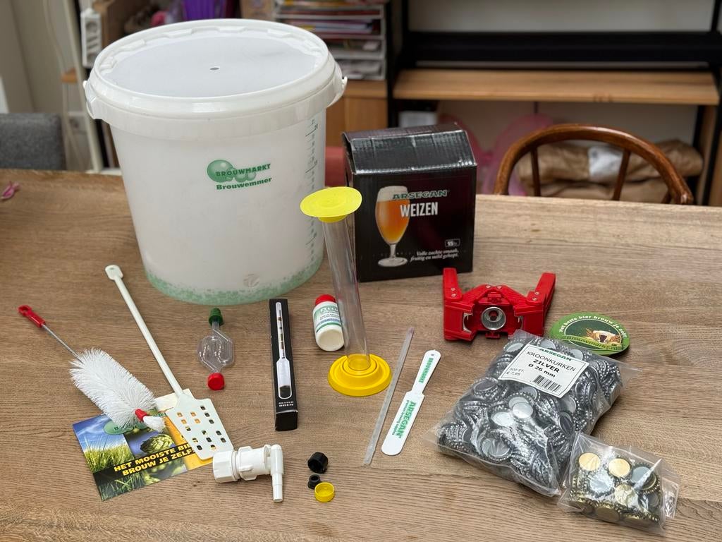 Starters bierbrouwpakket - Alles voor zelf bier brouwen, Hobby en Vrije tijd, Ophalen, Gebruikt