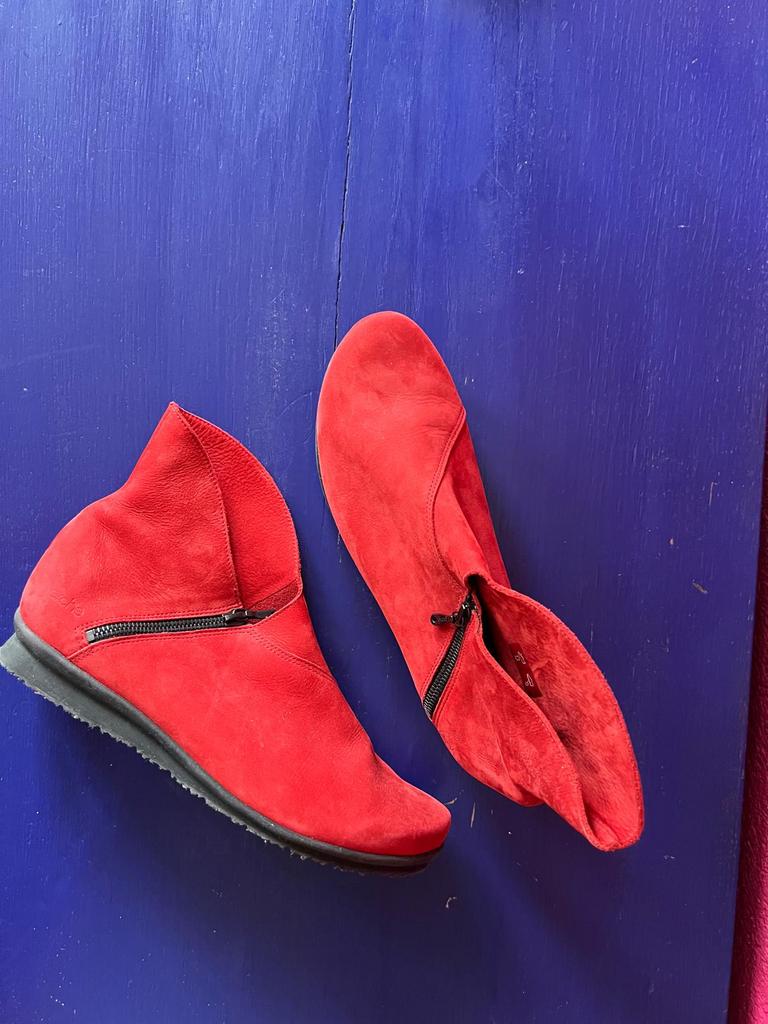 Arche dames laarsjes. Rood zacht leer. 42, Overige typen, Ophalen of Verzenden, Zo goed als nieuw, Maat 39 t/m 42