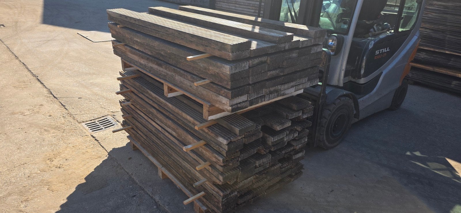 Gebruikte hardhouten vlonderplanken | 45 mm | 165 cm lang