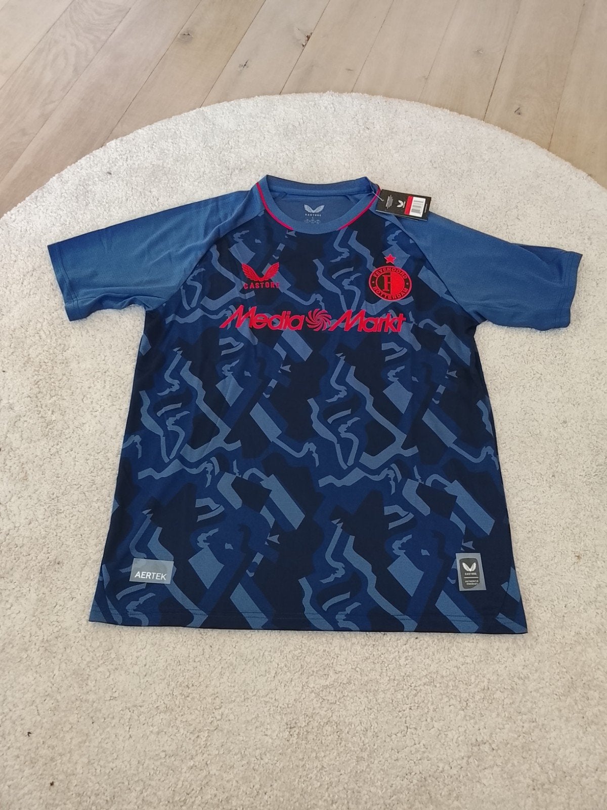 Feyenoord uitshirt seizoen 26/27 *Nieuw* maat L, Maat L, Ophalen of Verzenden, Nieuw, Shirt