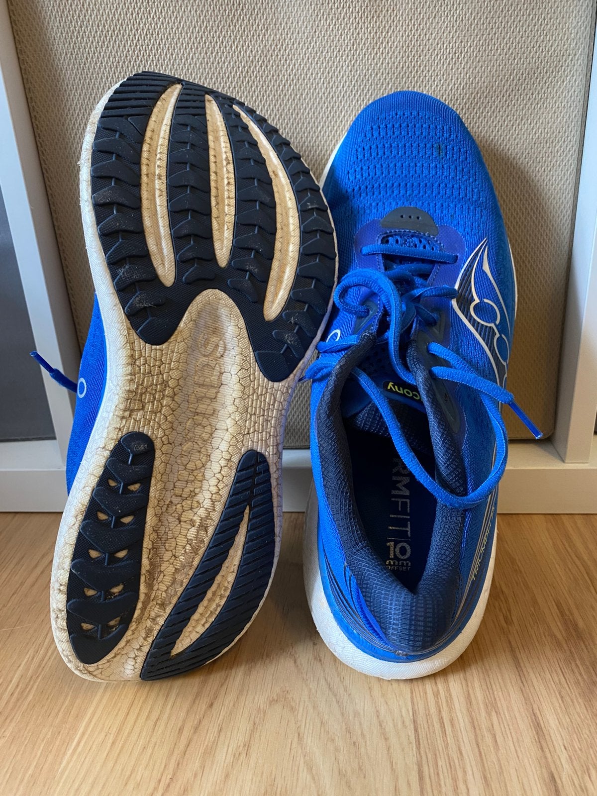 Saucouny Triumph 23 hardloopschoenen, Ophalen of Verzenden, Zo goed als nieuw, Hardloopschoenen, Saucony