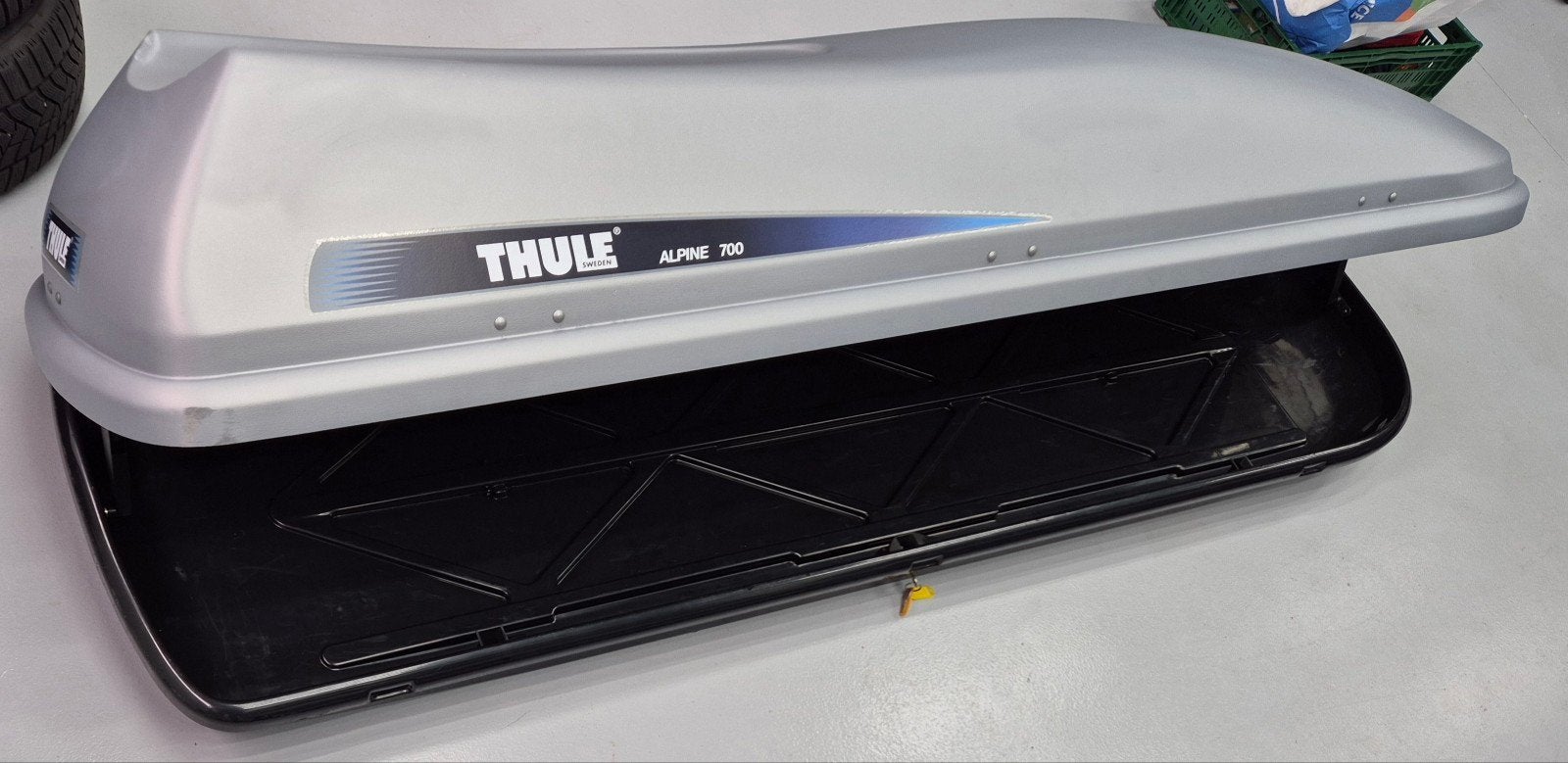 gebruikte grote THULE Alpine 700 grijze dakkoffer skibox, Auto diversen, Dakkoffers, Ophalen of Verzenden, Zo goed als nieuw