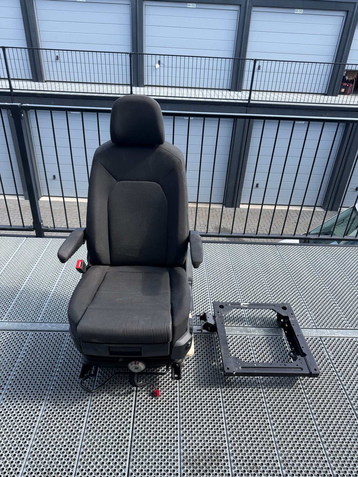 Bestuurdersstoel VW Crafter, MAN TGE., Ophalen, Gebruikt, Universele onderdelen