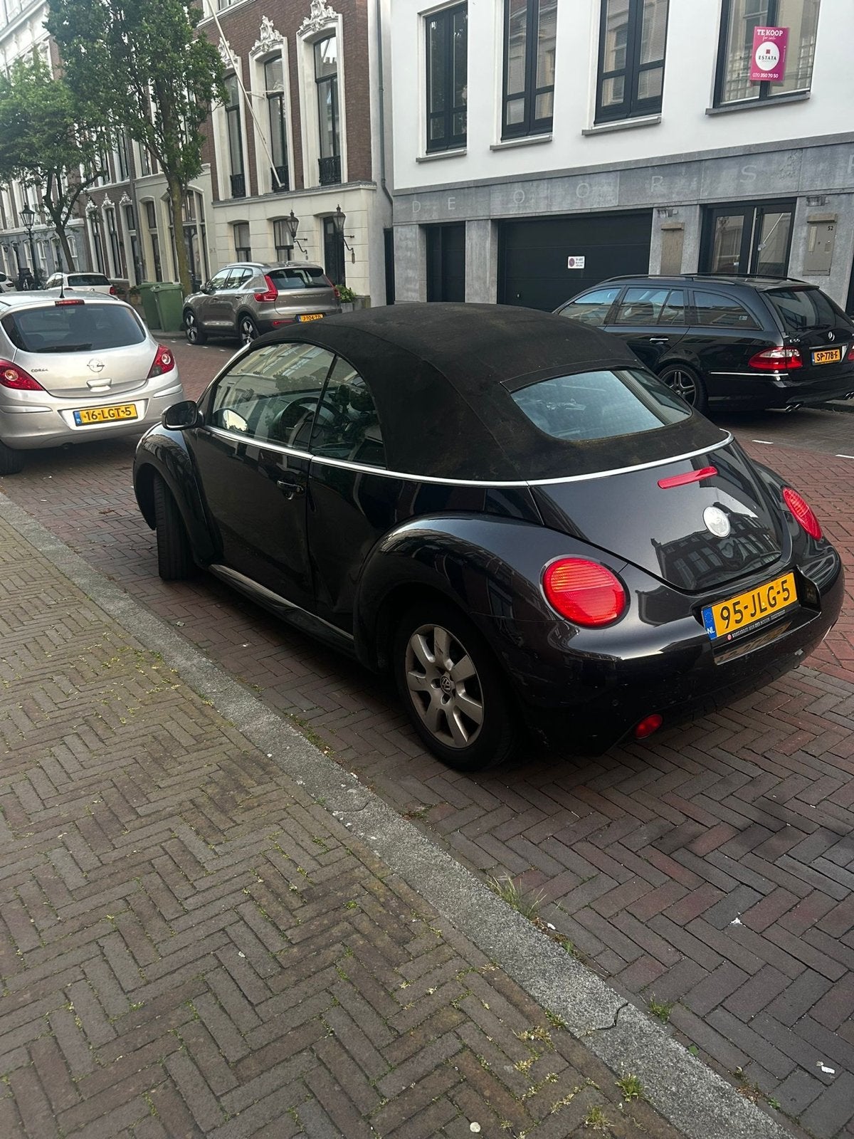 Volkswagen Beetle (Kever) 2.0 Cabriolet 85KW 2005 Zwart, Auto's, Voorwielaandrijving, 1300 kg, Beetle (Kever), 4 cilinders