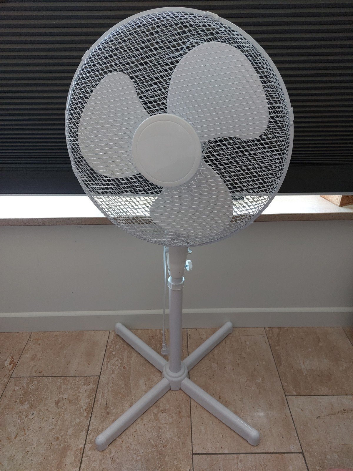Witte Statiefventilator - Verkoeling voor elke ruimte, Ophalen, Zo goed als nieuw, Statiefventilator