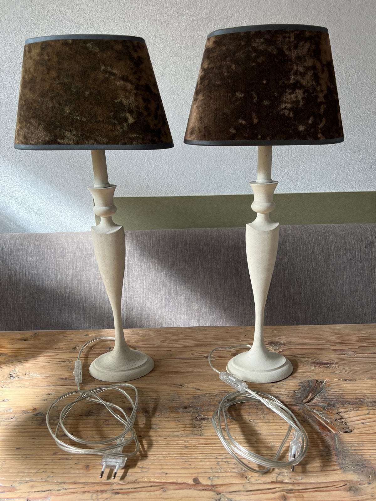 Set van 2 design lampen met metalen voet en fluwelen kap, 57 cm, Met schakelaar, Overige merken, Zo goed als nieuw