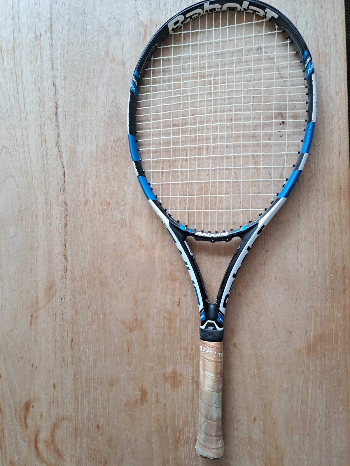 Babolat pure drive JR 26 tennisracket, Sport en Fitness, Gebruikt, Ophalen of Verzenden, L0, Racket