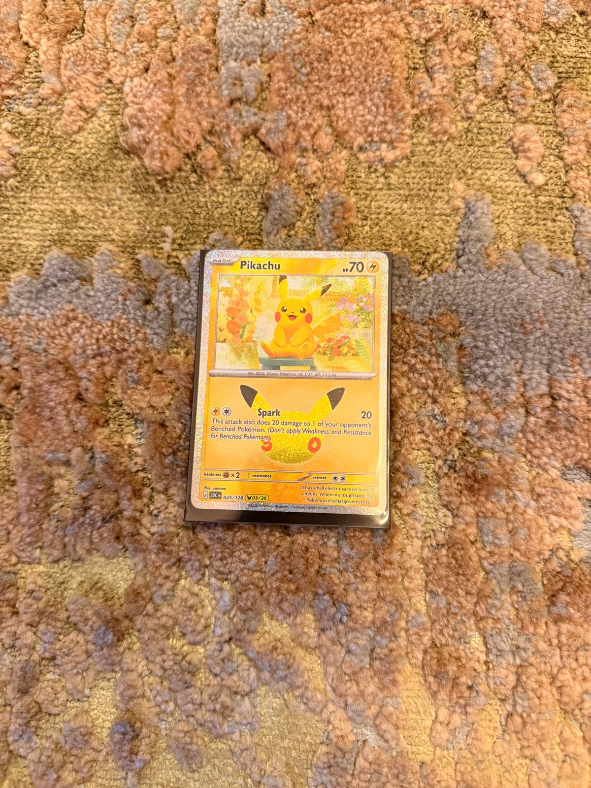 Pikachu 025/128 – Pokémon 30th Anniversary – Speciale kaart, Ophalen of Verzenden, Zo goed als nieuw, Losse kaart