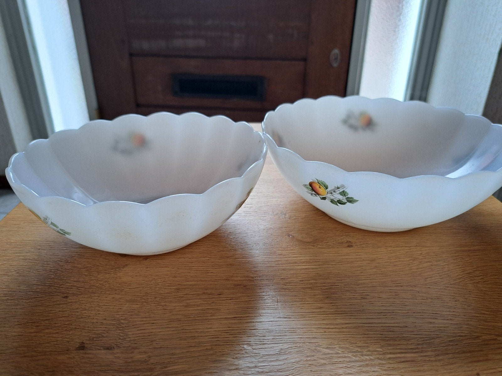 Set van 2 vintage opaline schalen met fruitdecor, Ophalen