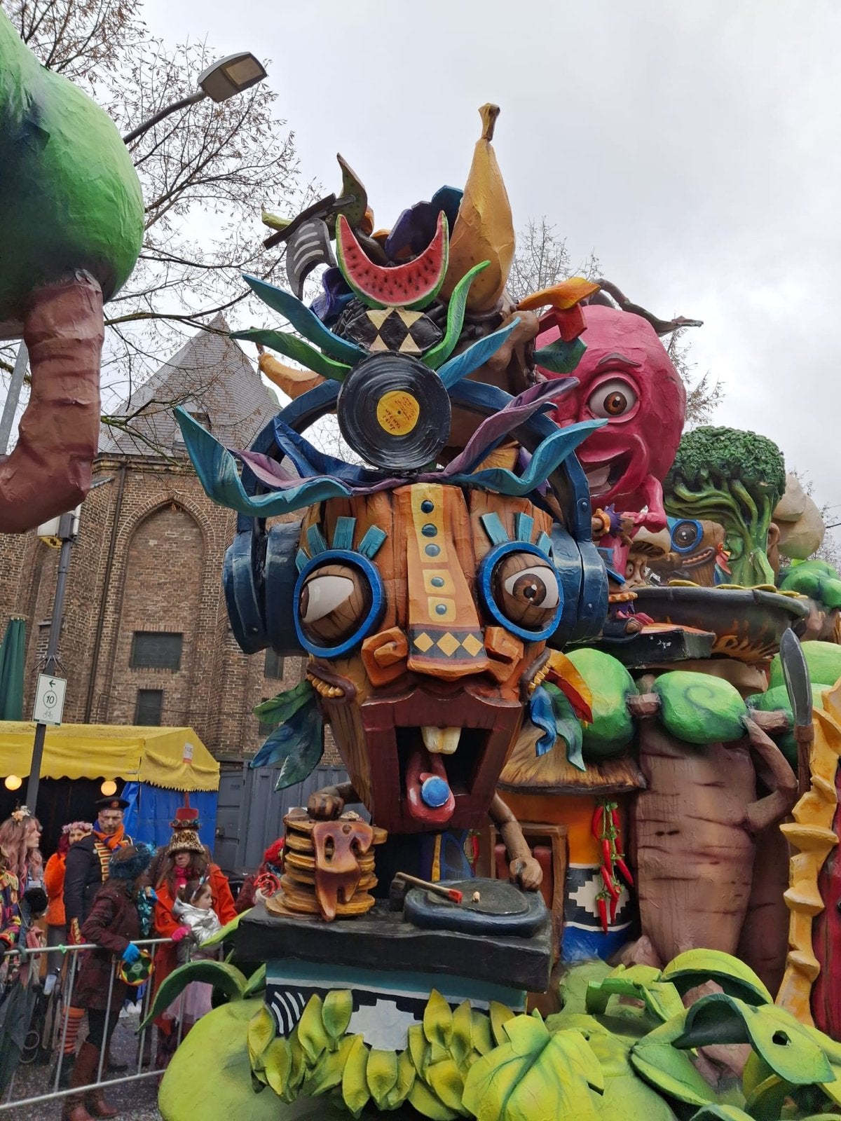 Prijswinnende Carnavalswagen - Compleet met tractor, Kinderen en Baby's, Ophalen, 104 of kleiner, Jongen of Meisje