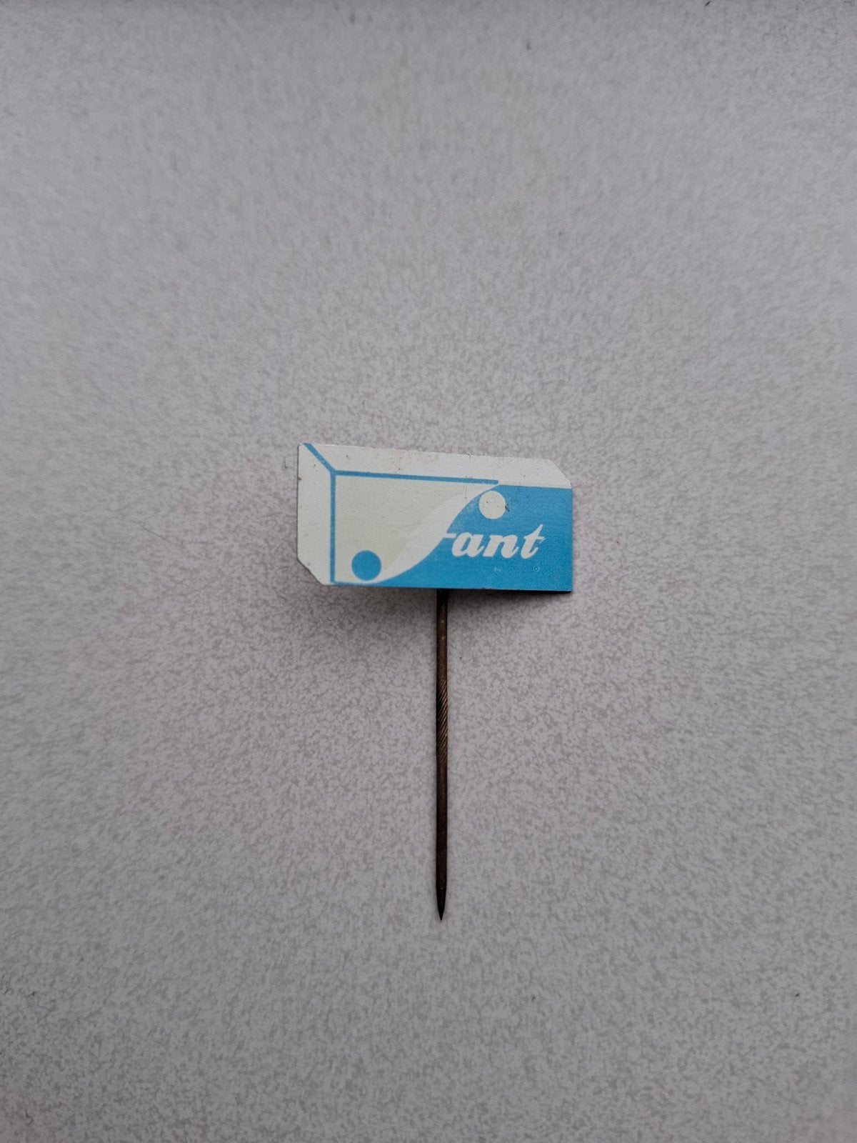 Vintage speldje pin prikker steekspeld Fant, Verzamelen, Speldjes, Pins en Buttons, Ophalen of Verzenden