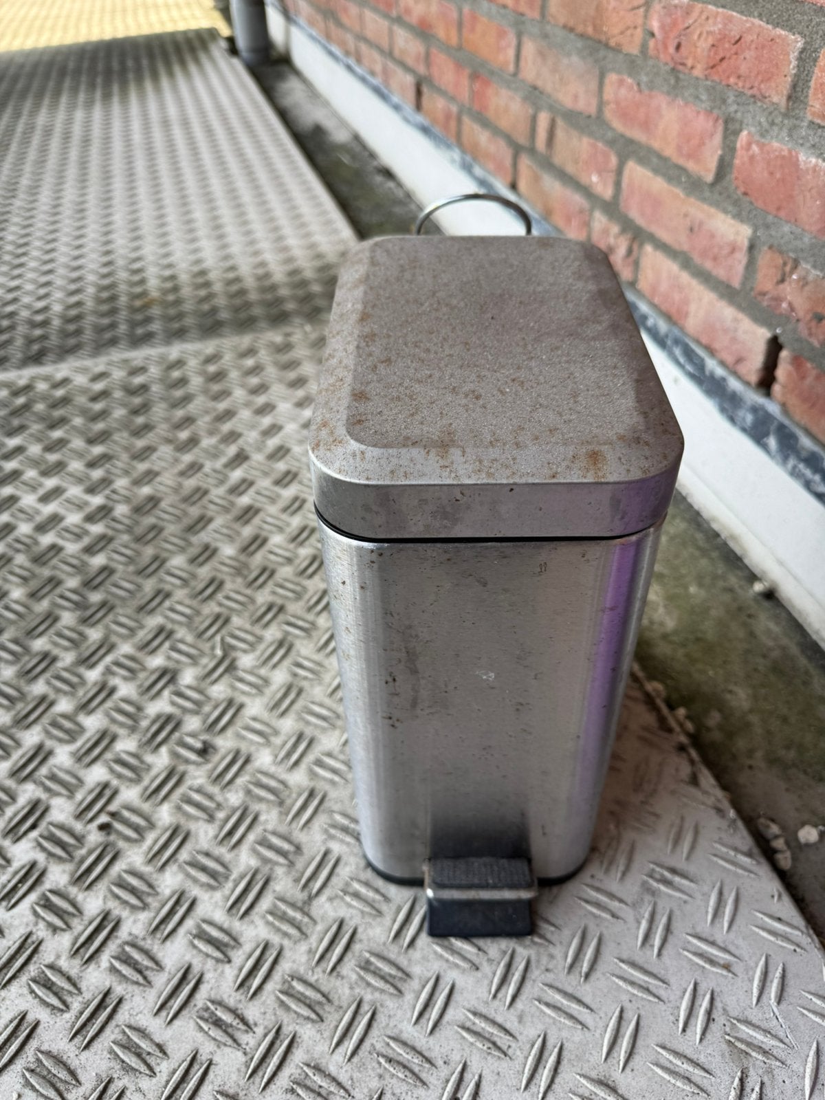 Kleine pedaalemmer, Minder dan 10 liter, Ophalen, Zo goed als nieuw, Metaal
