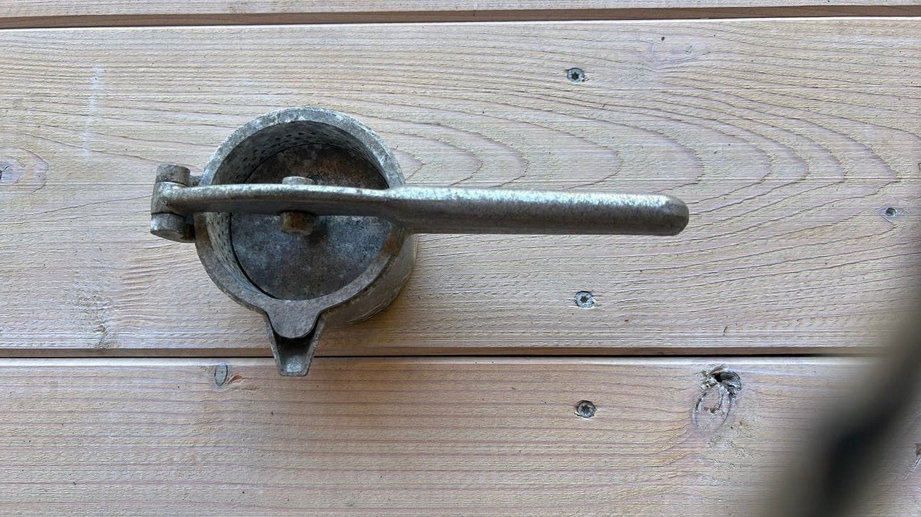Oude vintage fruitpers, Antiek en Kunst, Antiek | Keukenbenodigdheden, Ophalen of Verzenden