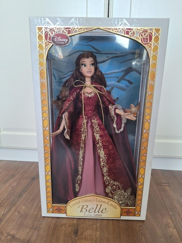Disney Limited Edition Winter Belle Pop, Ophalen of Verzenden, Zo goed als nieuw, Pop