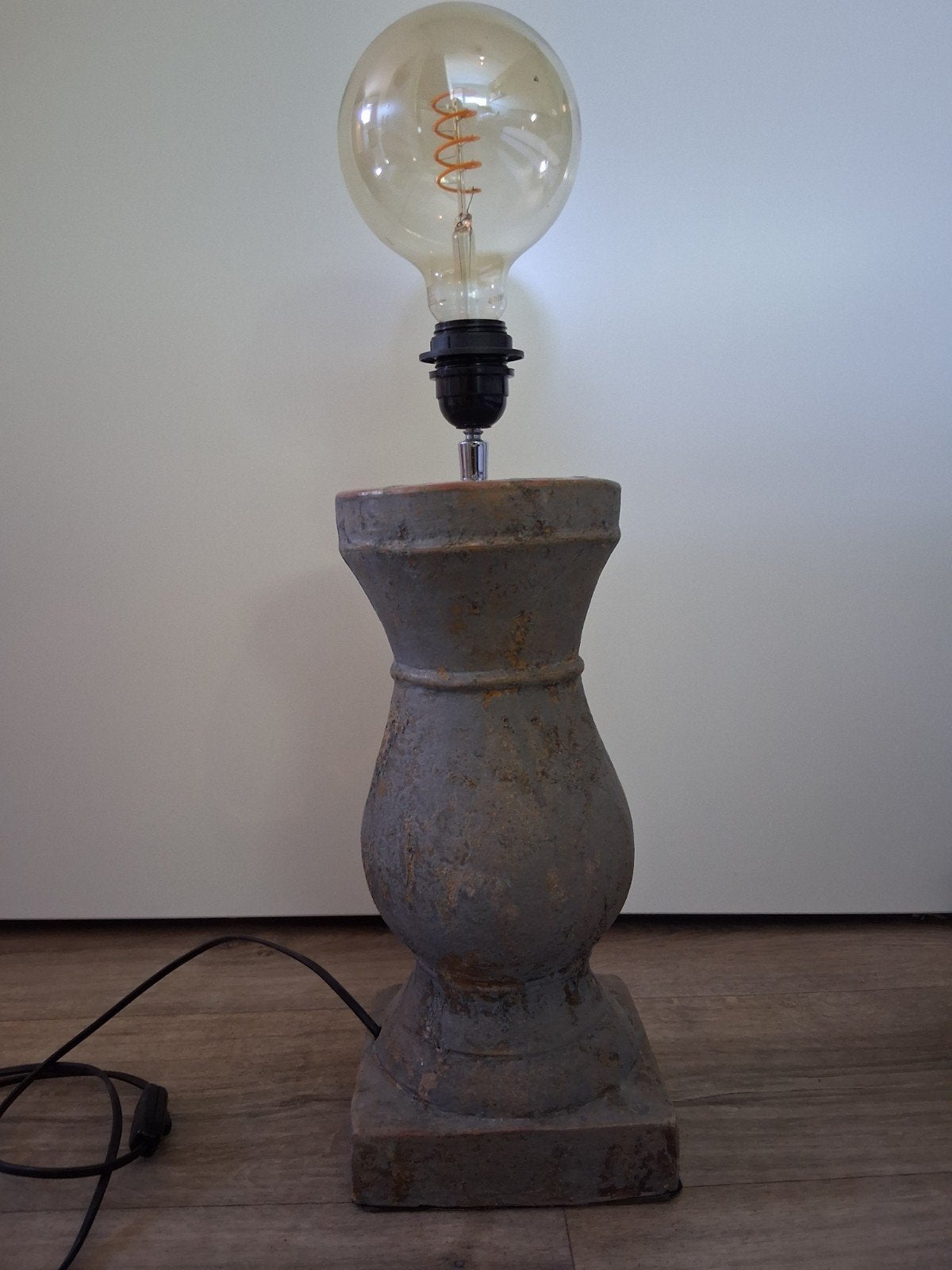 Unieke robuuste lamp - grijs/bruin, Ophalen, Overige merken, Gebruikt, Grijs