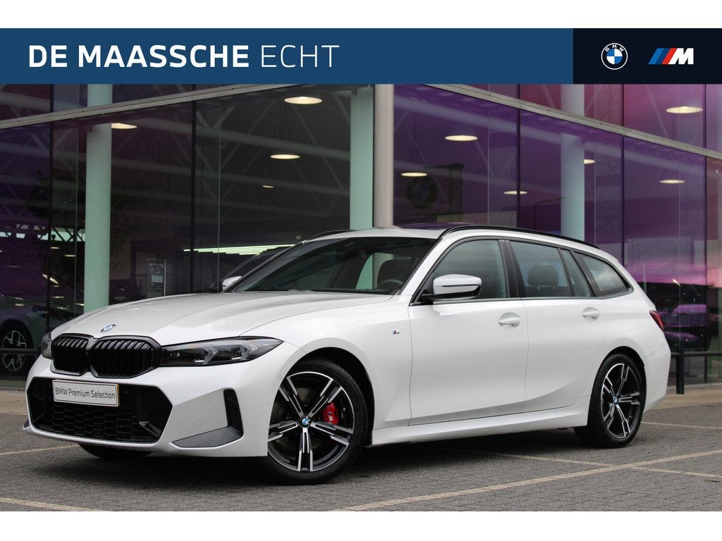 BMW 3 Serie Touring 330i xDrive Innovation pack / M Sport PR, Auto's, 4 cilinders, Met garantie (alle), Wit, Vierwielaandrijving