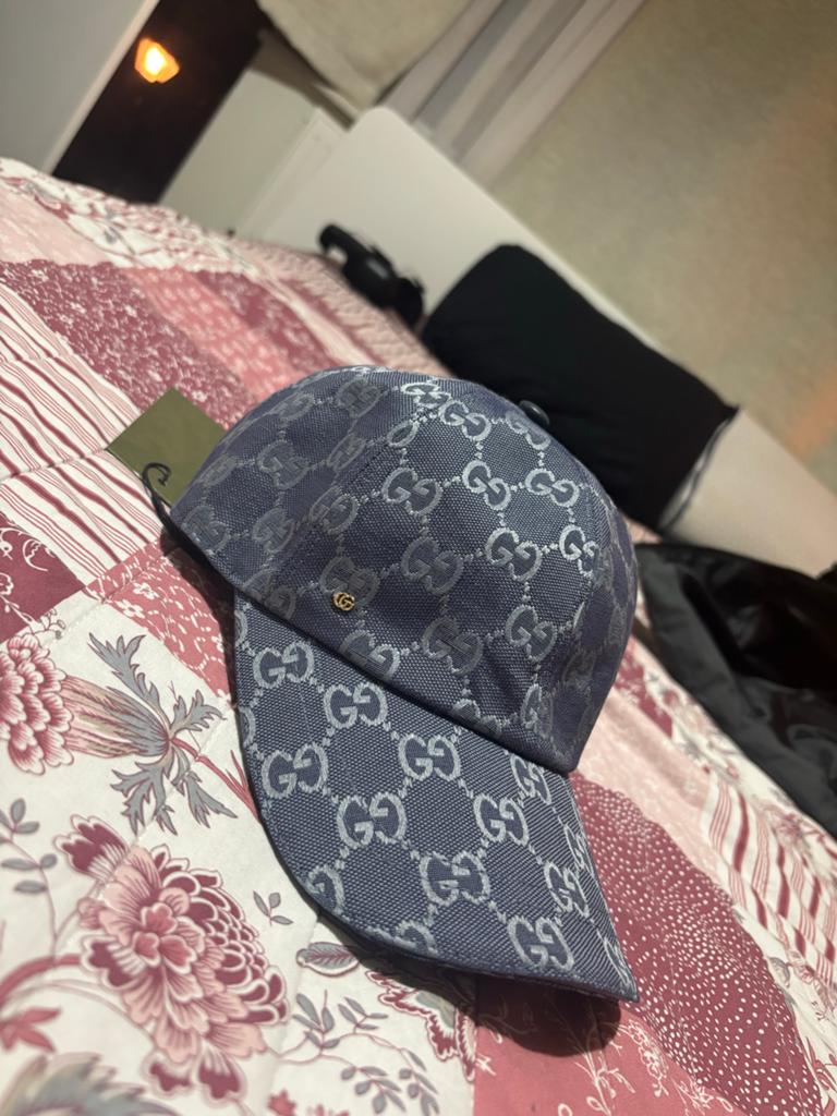 Gucci GG Monogram Pet - Zo goed als nieuw, Kleding | Heren, Hoeden en Petten, Ophalen of Verzenden, Zo goed als nieuw, One size fits all