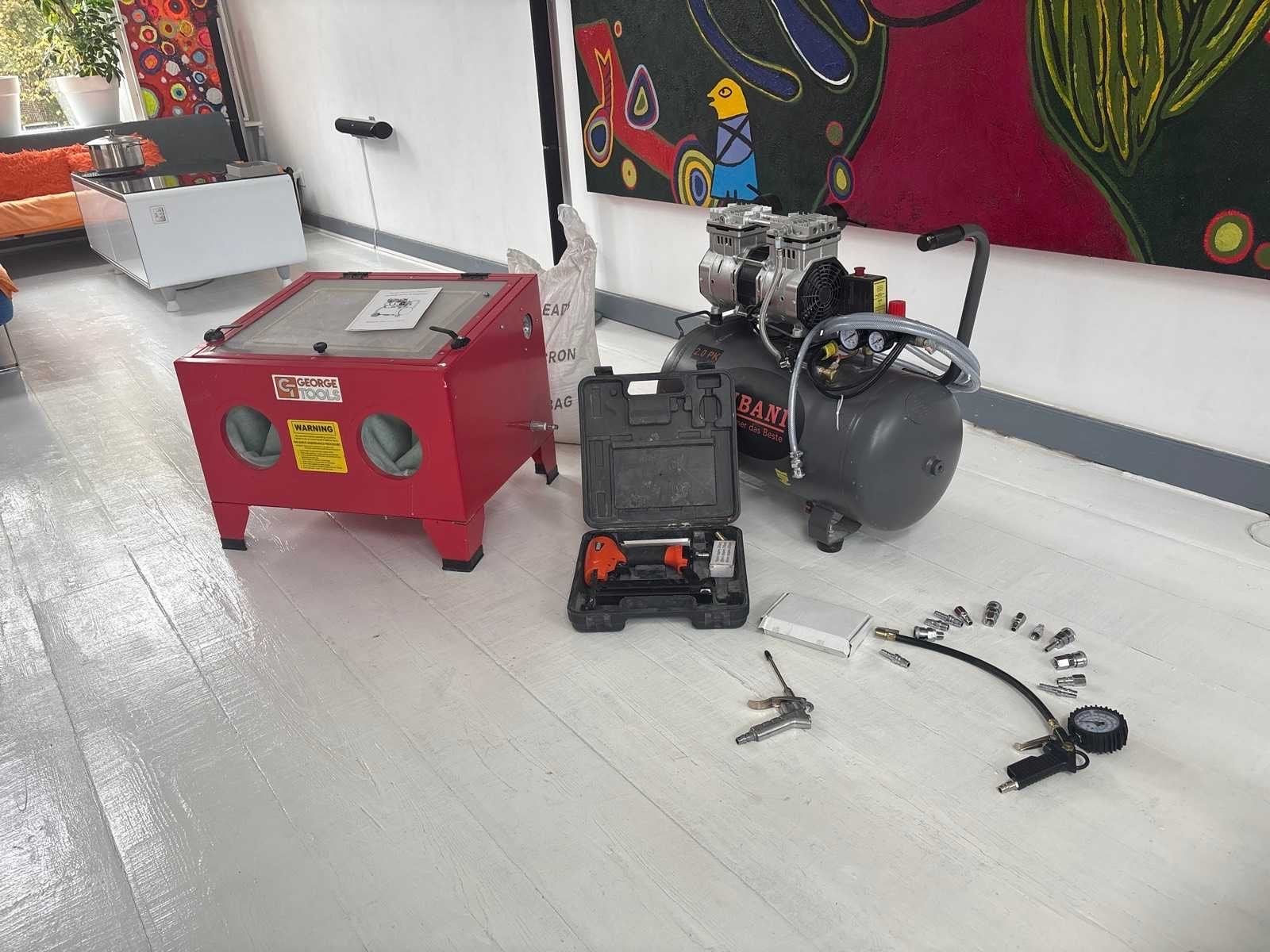 Complete Zandstraal & Compressor Set met Kabinet en Tacker, Ophalen, Zo goed als nieuw, Minder dan 600 watt, 30 tot 70 mm