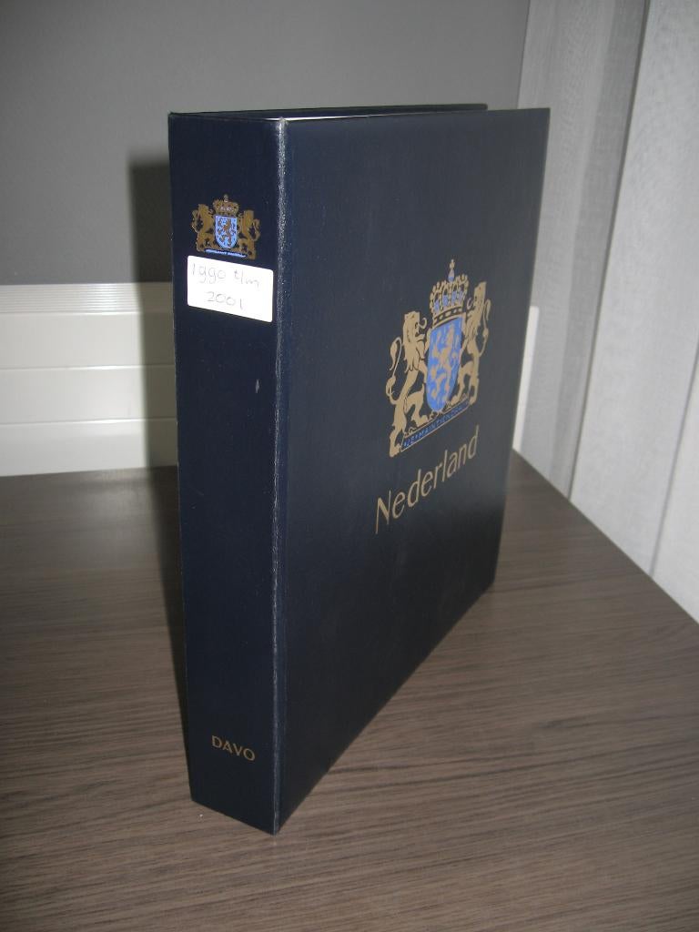 DAVO Luxe album Nederland 1990 t/m 1999. Leeg., Postzegels en Munten, Postzegels | Toebehoren, Verzenden, Verzamelalbum