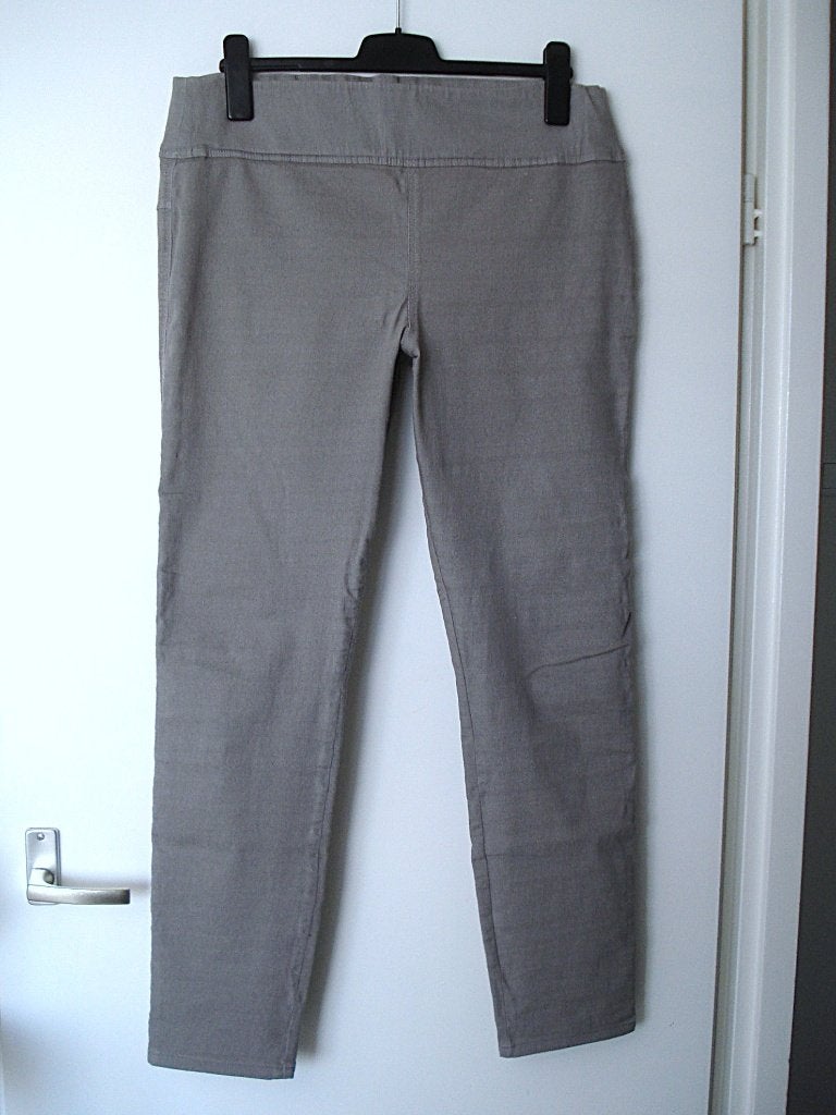 PESCARA broek / pantalon - mt XL - grijs, Kleding | Dames, Broeken en Pantalons, Maat 46/48 (XL) of groter, Pescara, Ophalen of Verzenden