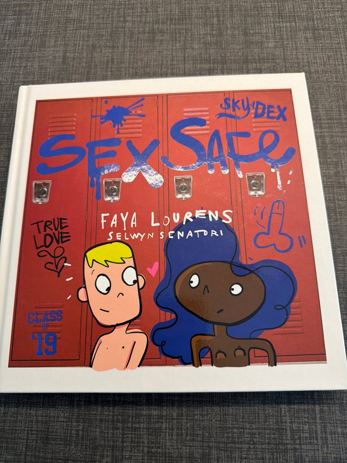 Sky & Dex: Sex Safe - De Avonturen van de Puberteit, Boeken, Ophalen of Verzenden, Zo goed als nieuw, Non-fictie
