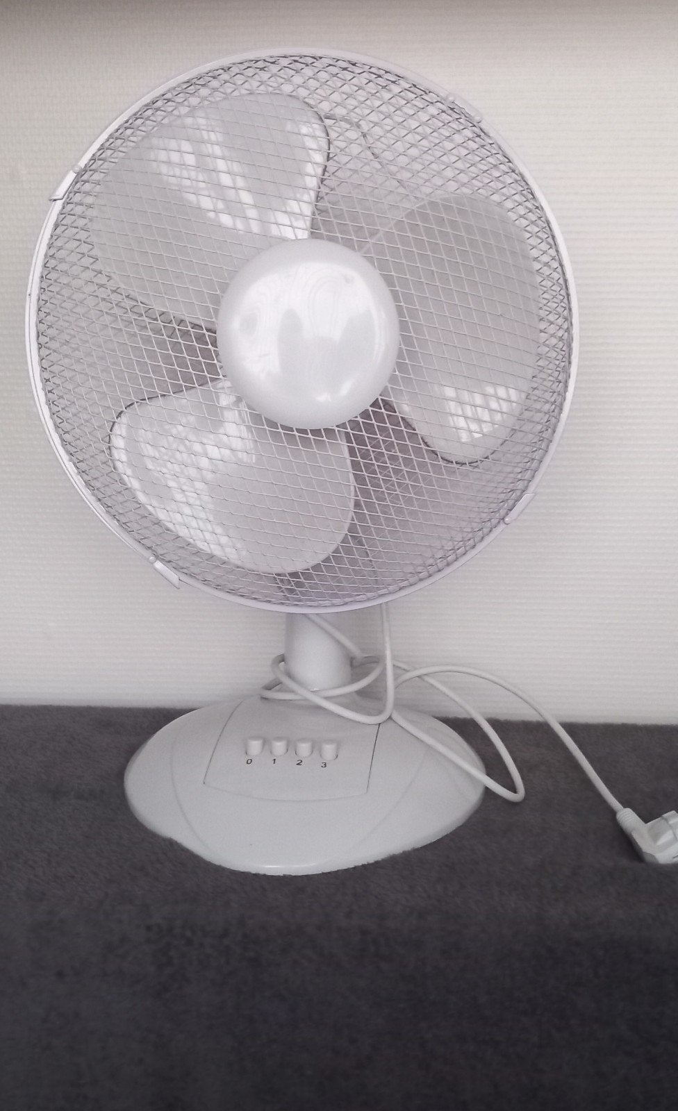Witte Tafelventilator, Witgoed en Apparatuur, Ophalen, Zo goed als nieuw, Tafelventilator
