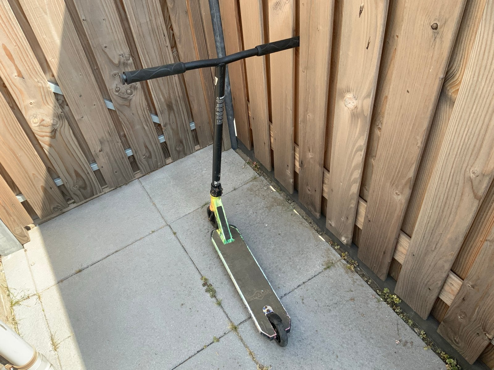 Stuntstep met kleurrijk deck, Ophalen of Verzenden, Gebruikt, Gewone step